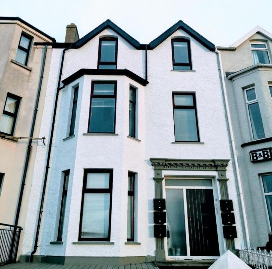 4 Golf Terrace - Portrush By The Sea Apartamento Exterior foto